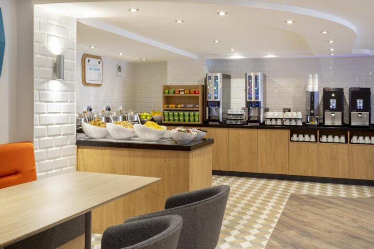 Holiday Inn Express Edinburgh Restaurant