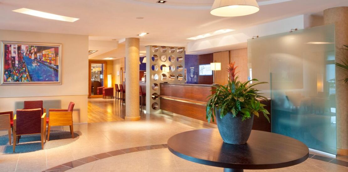 Holiday Inn Express Southampton Reception