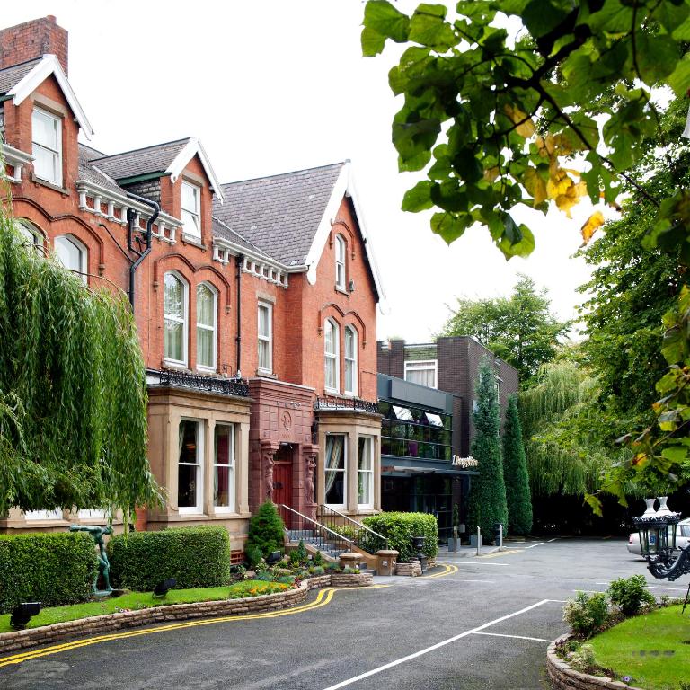 Best Western Manchester South External