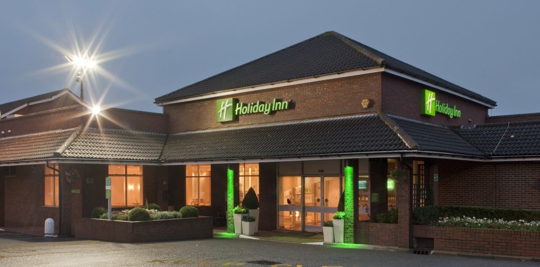 Holiday Inn High Wycombe exterior view.