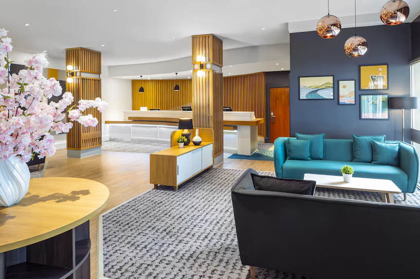 Holiday Inn Leicester hotel reception area.